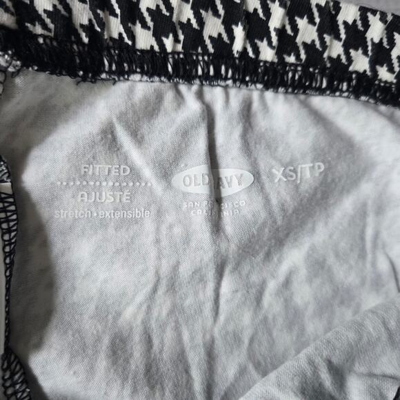 Old Navy Black and White Leggings sz XS - Picture 3 of 6